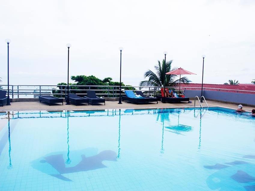 Hua Hin Takiab On The Beach Paradise Properties Exterior photo