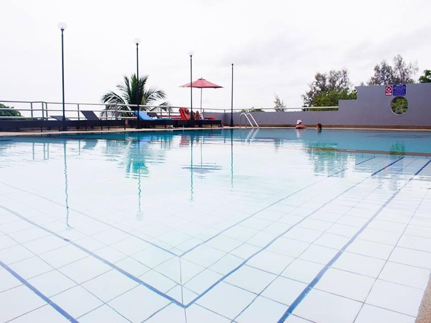 Hua Hin Takiab On The Beach Paradise Properties Exterior photo